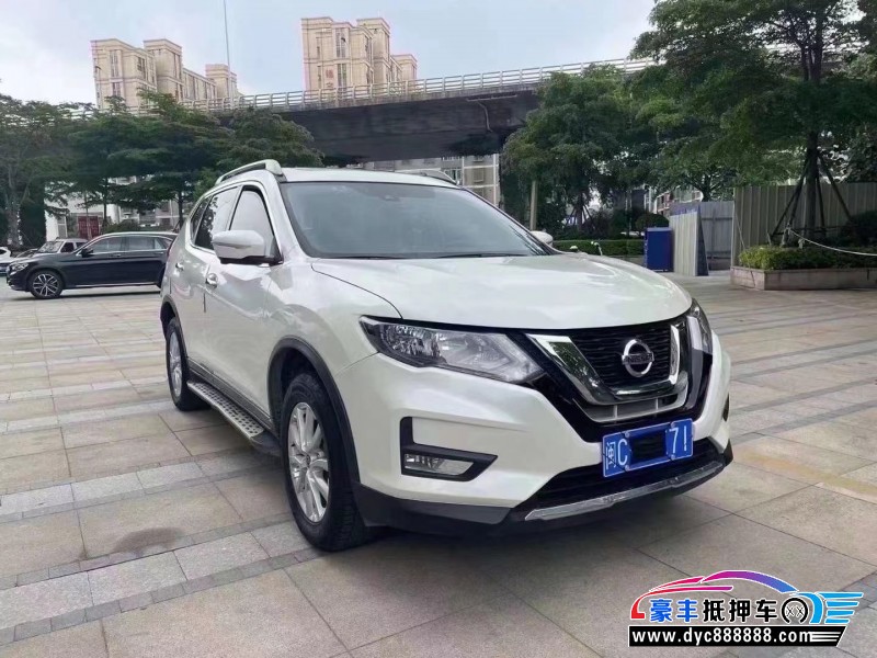 19年日产奇骏轿车抵押车出售