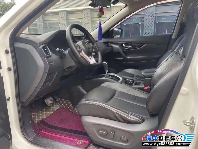 19年日产奇骏轿车抵押车出售