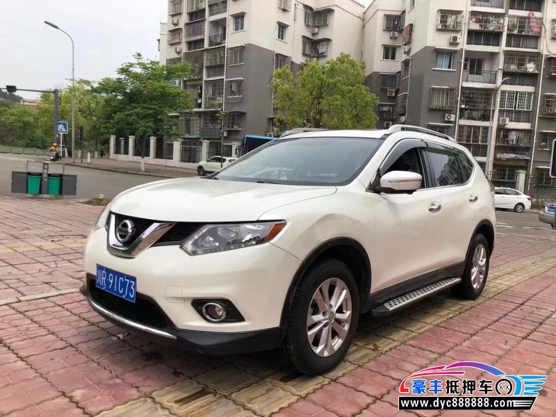 17年日产奇骏轿车抵押车出售