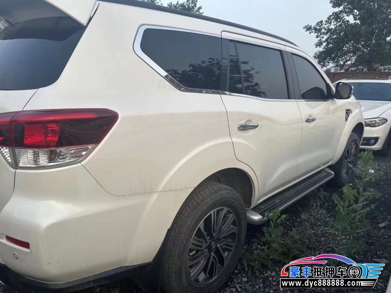 18年日产奇骏轿车抵押车出售