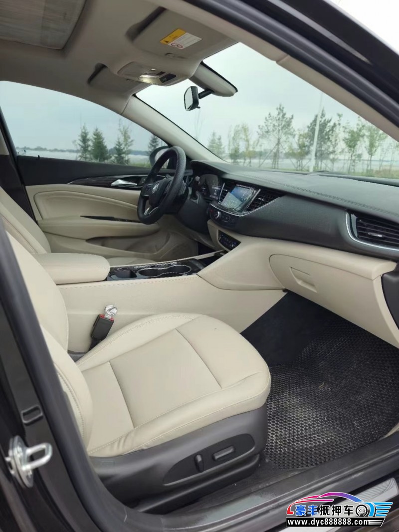 22年别克君威轿车抵押车出售