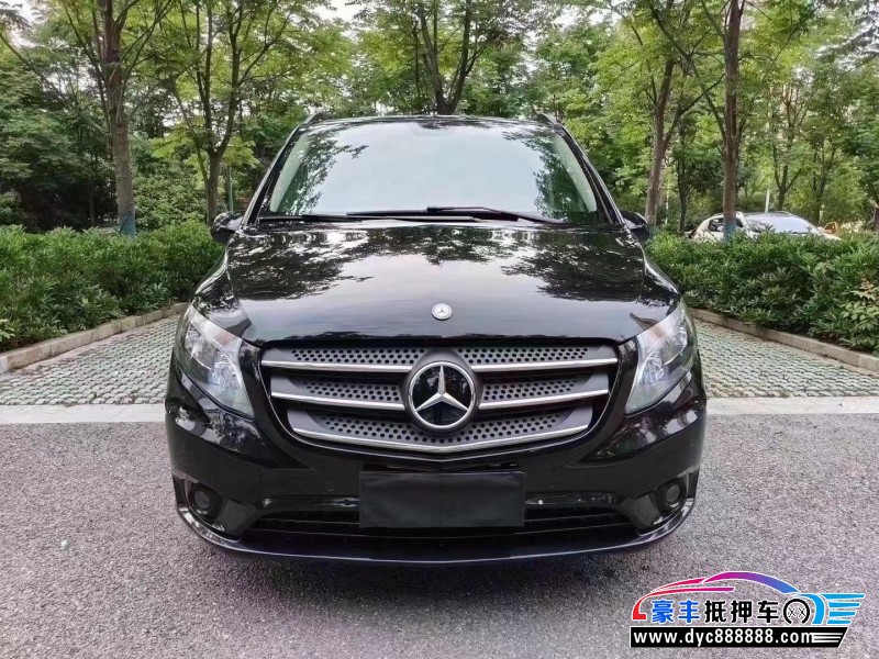 19年奔驰威霆MPV抵押车出售