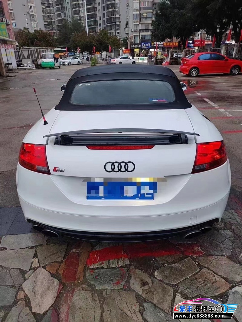 10年奥迪TT轿车抵押车出售