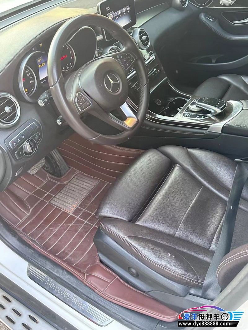 17年奔驰GLCSUV抵押车出售