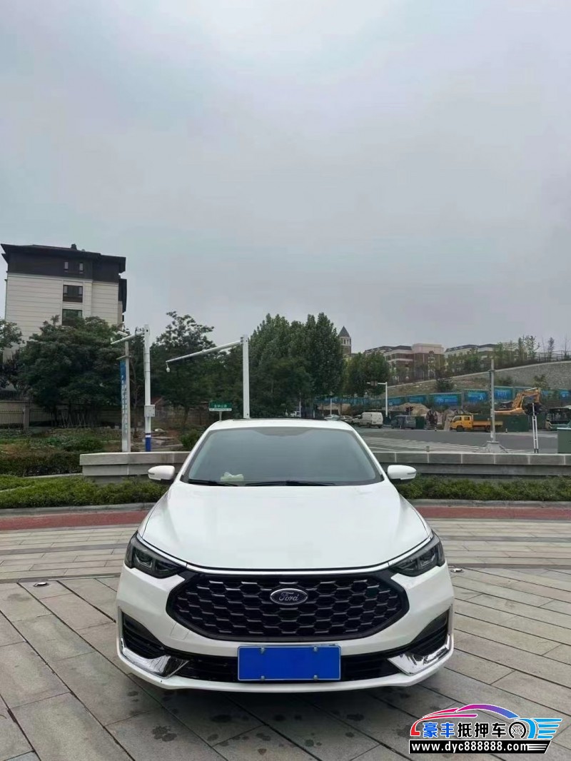 21年福特福睿斯轿车抵押车出售