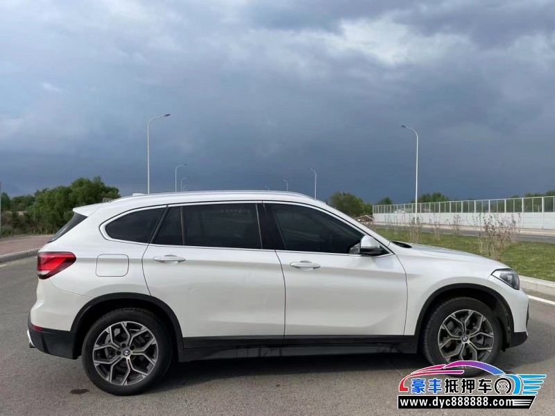 21年宝马X1轿车抵押车出售