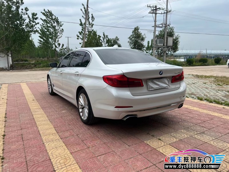 20年宝马5系轿车抵押车出售
