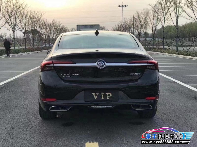 23年别克君越轿车抵押车出售