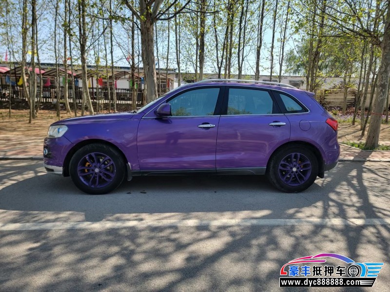 16年众泰T600轿车抵押车出售