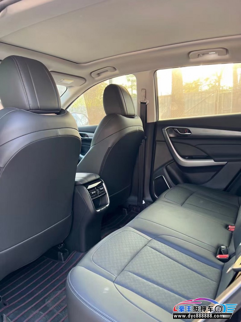 21年东风风神AX7轿车抵押车出售