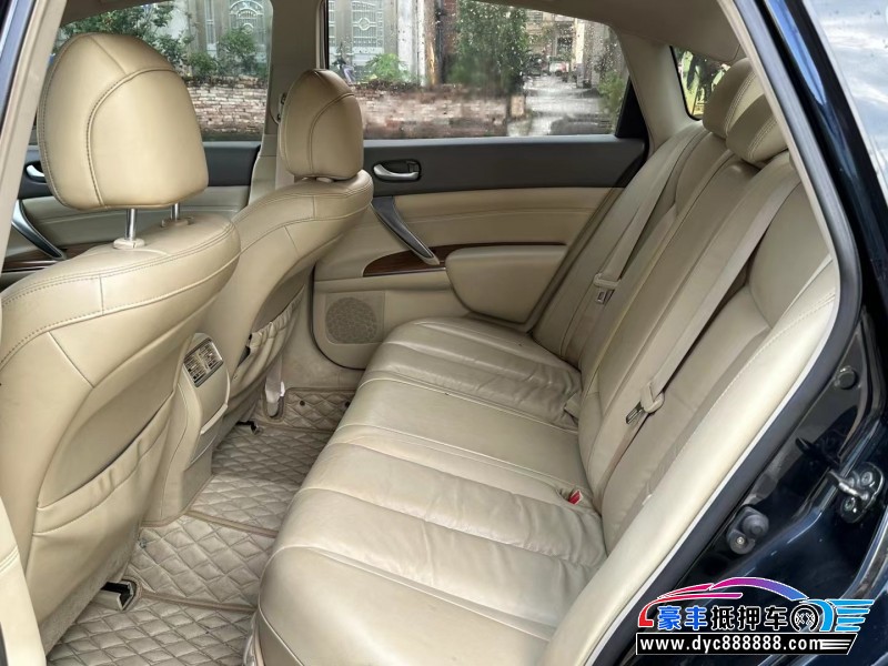 11年日产天籁轿车抵押车出售