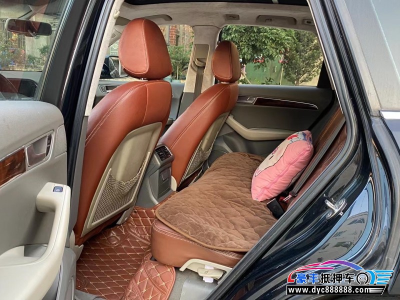 10年奥迪Q5轿车抵押车出售