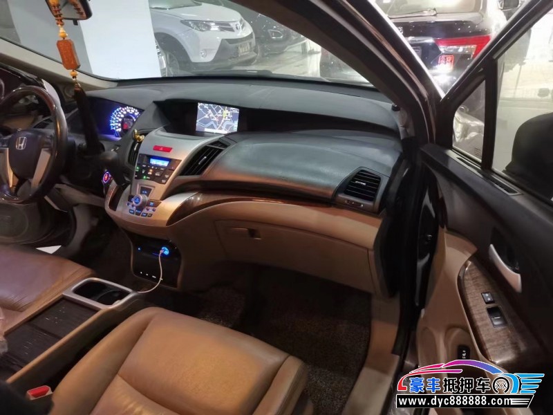 14年本田奥德赛轿车抵押车出售