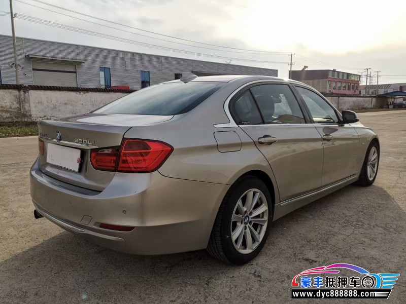 15年宝马3系轿车抵押车出售