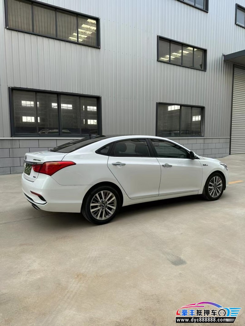 18年现代名图轿车抵押车出售