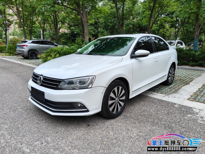 17年大众速腾轿车抵押车出售