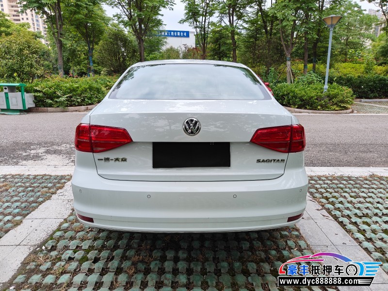 17年大众速腾轿车抵押车出售