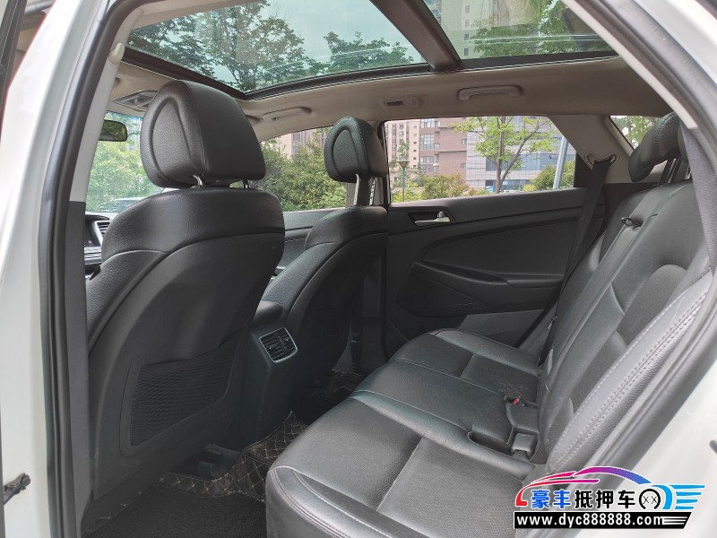 16年现代途胜SUV抵押车出售