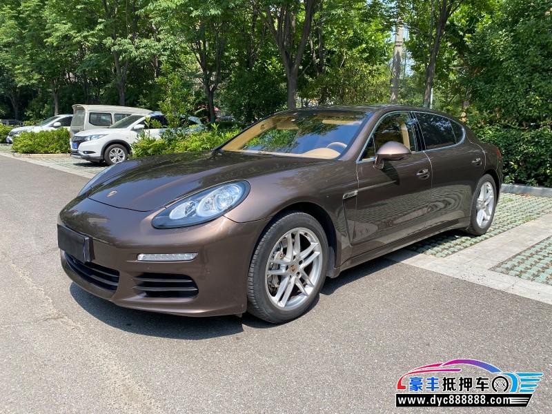 13年保时捷Panamera轿车抵押车出售
