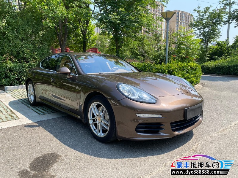 13年保时捷Panamera轿车抵押车出售