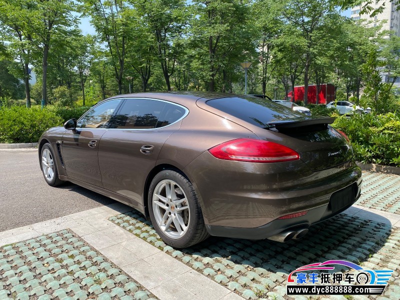 13年保时捷Panamera轿车抵押车出售
