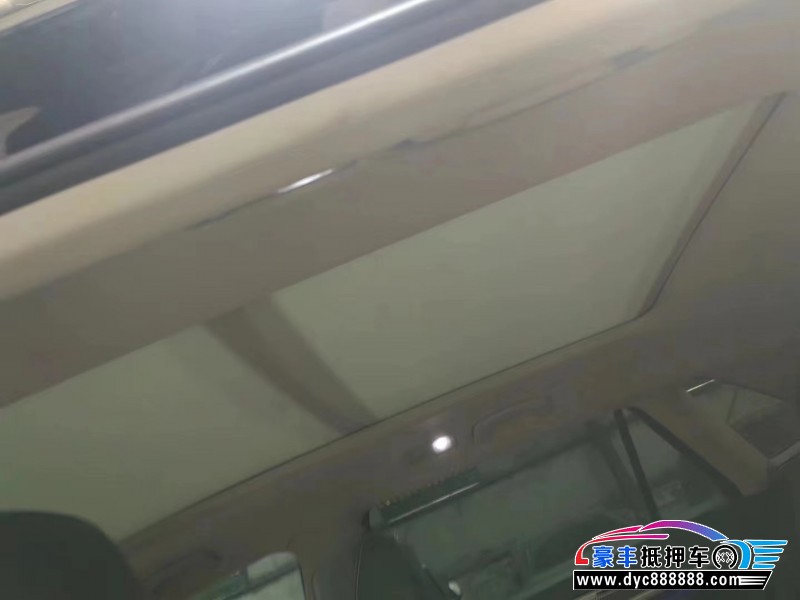 20年大众途昂轿车抵押车出售