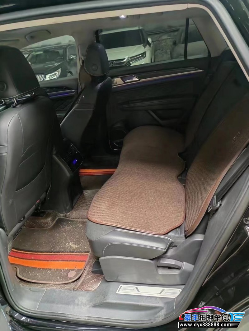 20年大众途昂轿车抵押车出售