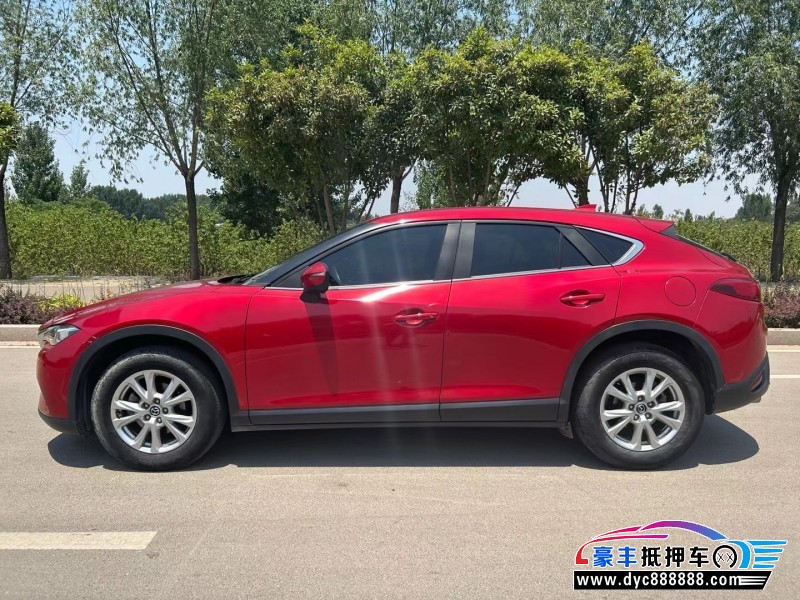 17年马自达CX-4轿车抵押车出售