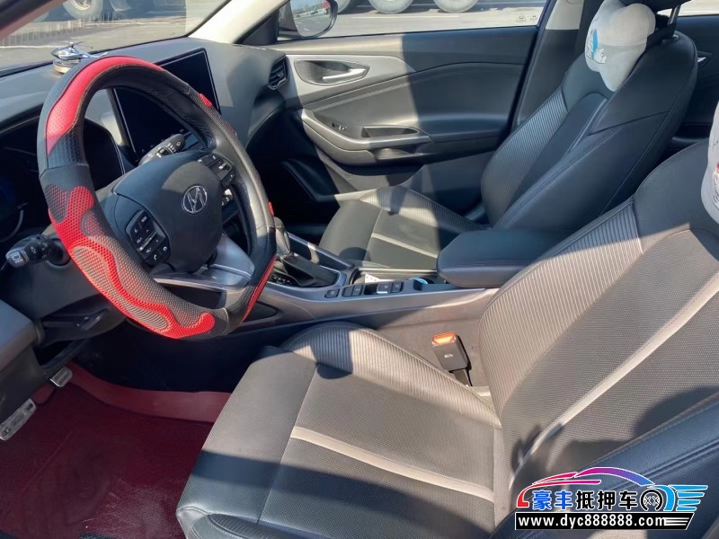 21年现代菲斯塔SUV抵押车出售