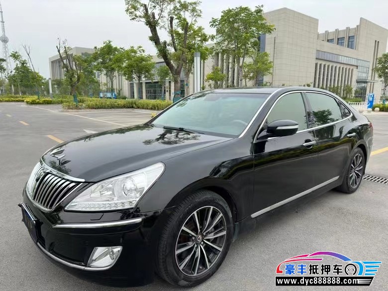 13年现代雅克仕轿车抵押车出售