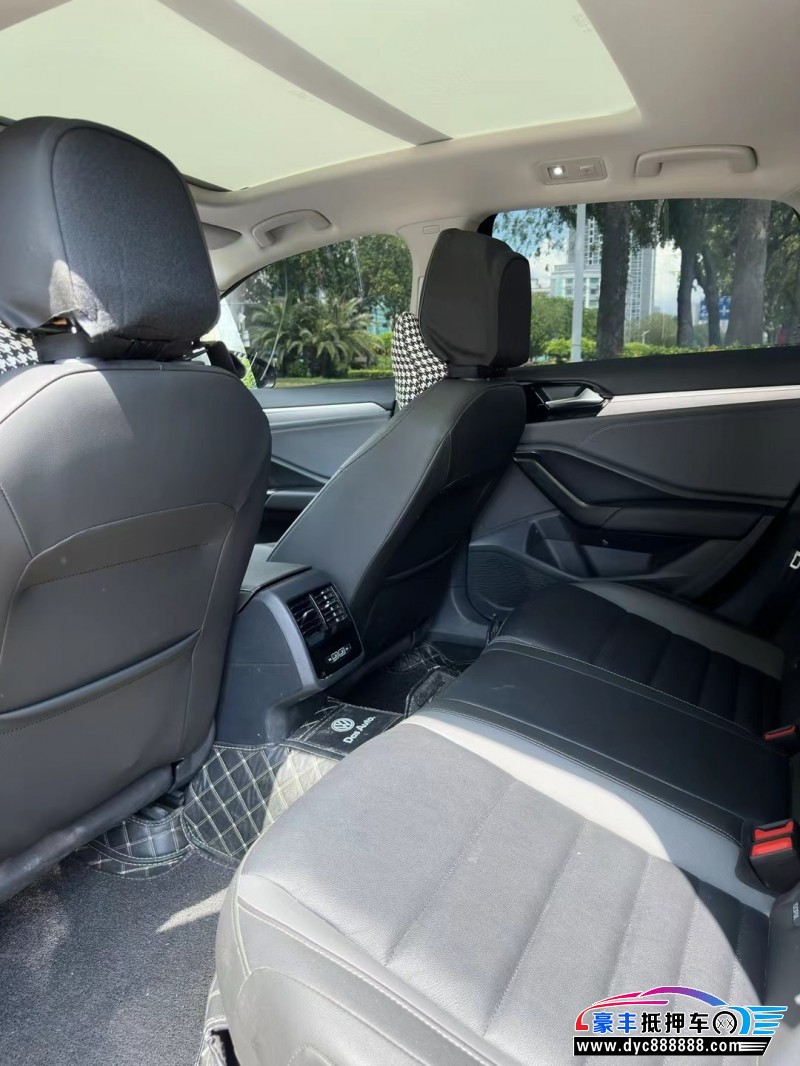 21年大众速腾轿车抵押车出售