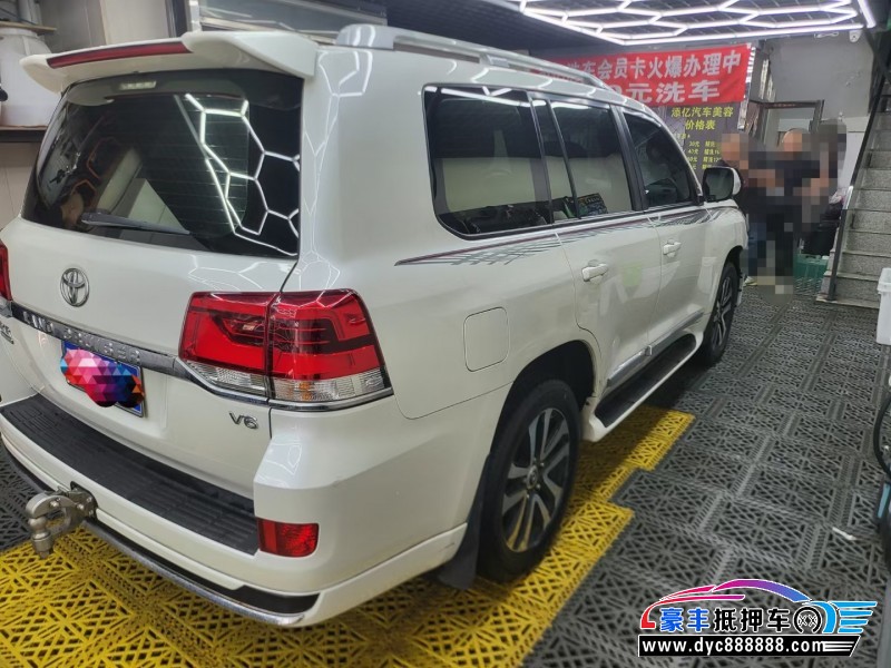 20年丰田兰德酷路泽轿车抵押车出售