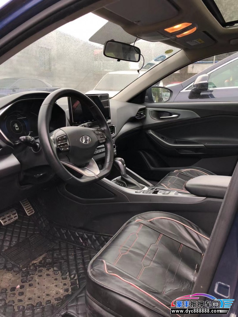 20年现代菲斯塔轿车抵押车出售