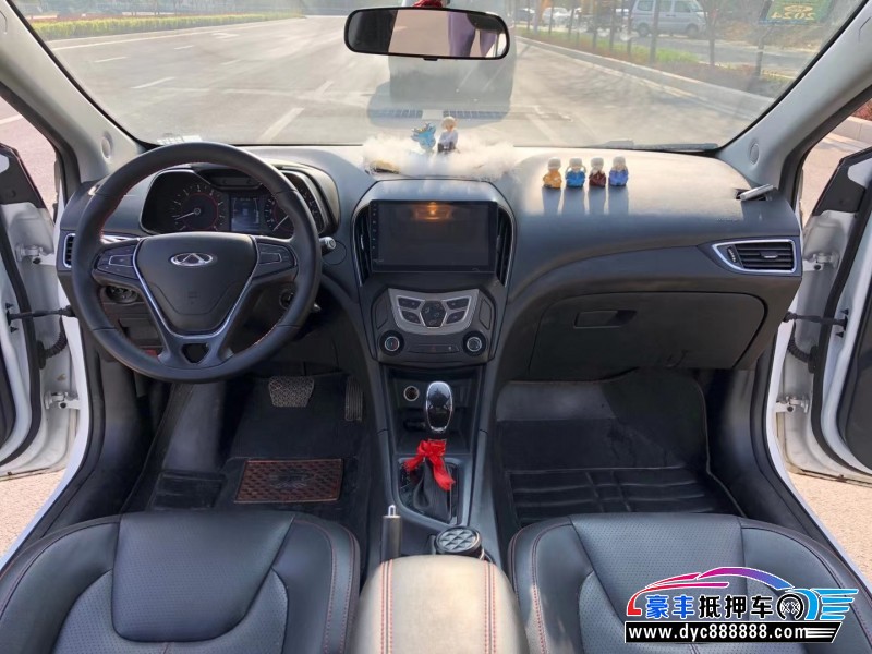 18年奇瑞艾瑞泽5轿车抵押车出售