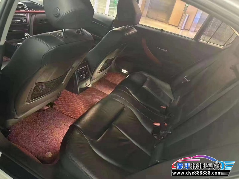 15年宝马3系轿车抵押车出售