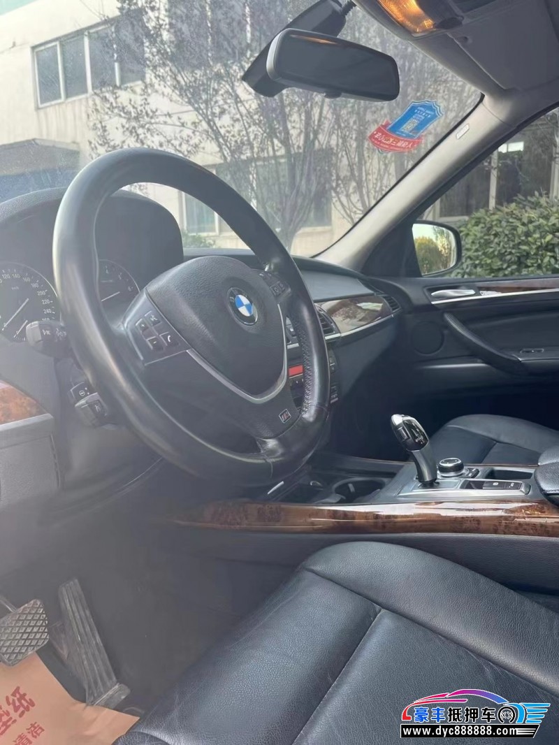 11年宝马X5SUV抵押车出售