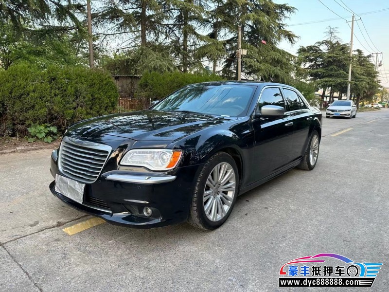 14年克莱斯勒300CSUV抵押车出售