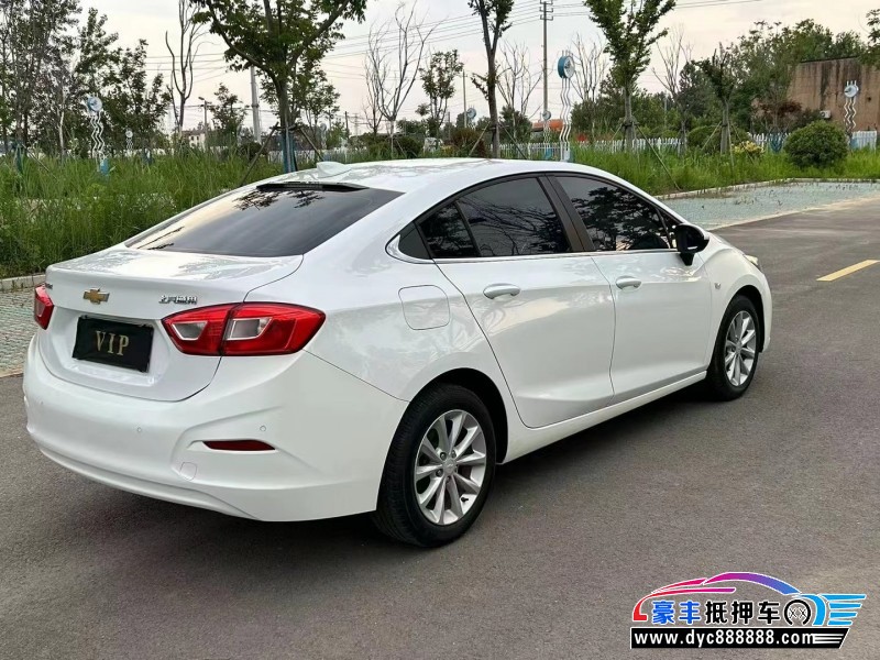 17年雪佛兰科鲁兹轿车抵押车出售