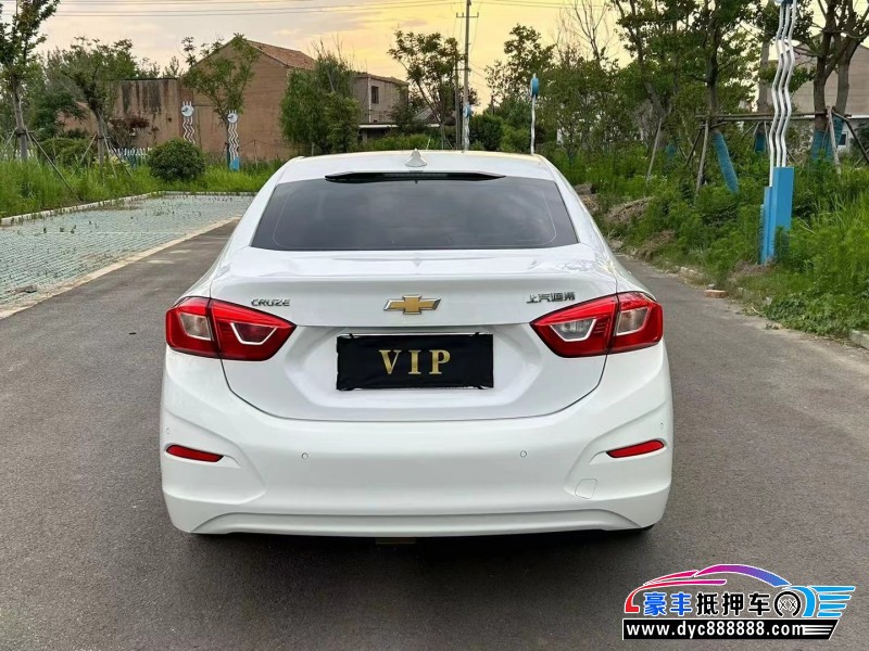 17年雪佛兰科鲁兹轿车抵押车出售