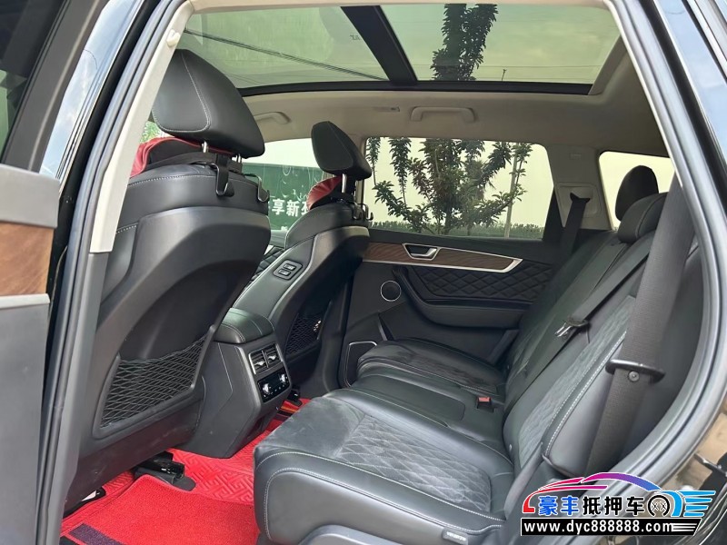 21年红旗HS7SUV抵押车出售