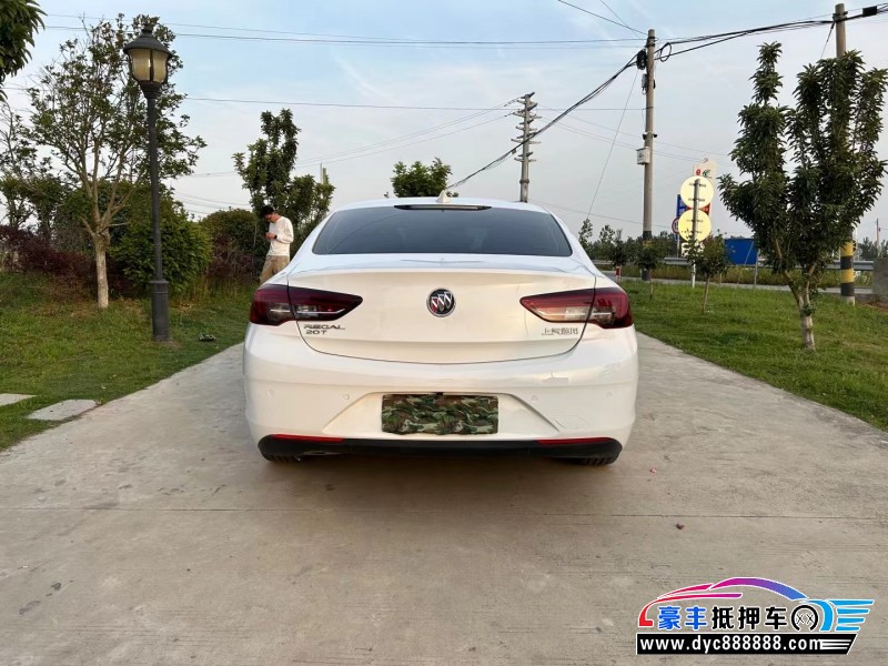 20年别克君威轿车抵押车出售