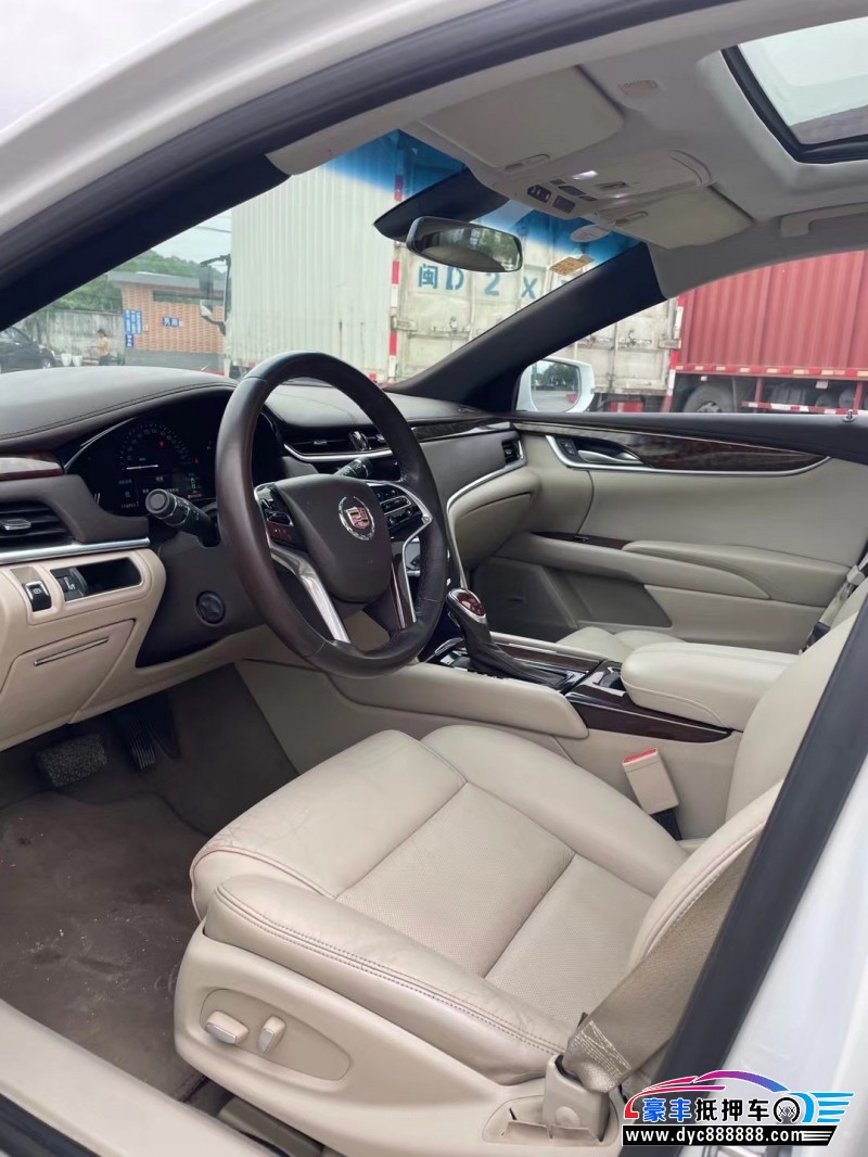 15年凯迪拉克XTS轿车抵押车出售