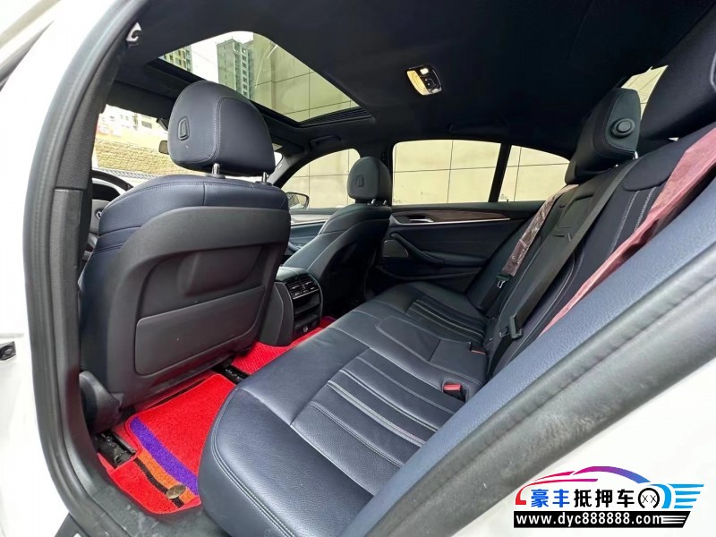 20年宝马5系轿车抵押车出售