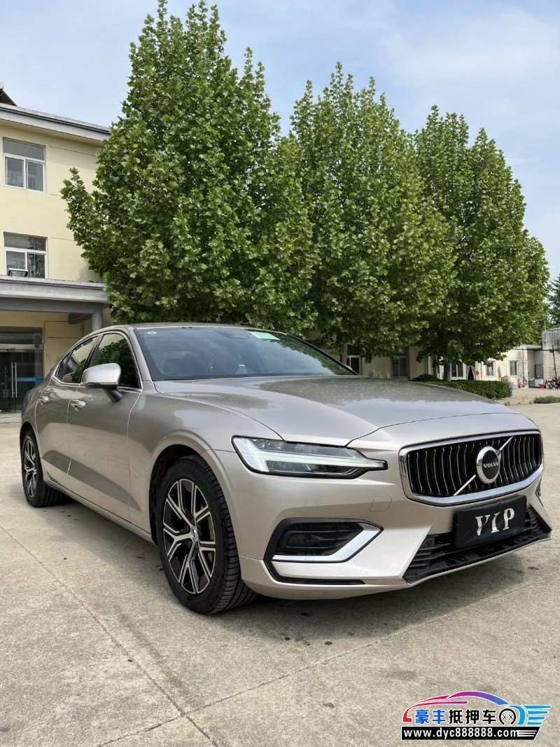 23年沃尔沃S60轿车抵押车出售