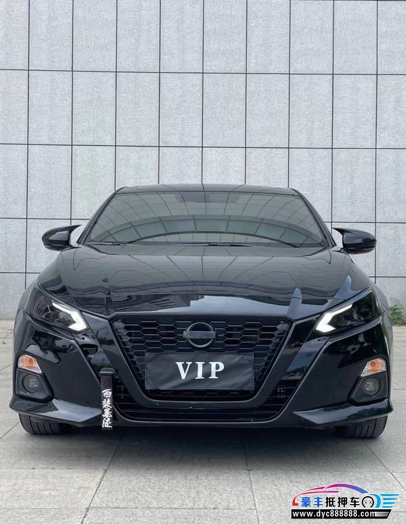 21年日产天籁轿车抵押车出售