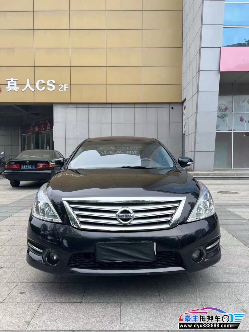 11年日产天籁轿车抵押车出售