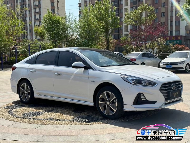 21年现代索纳塔轿车抵押车出售