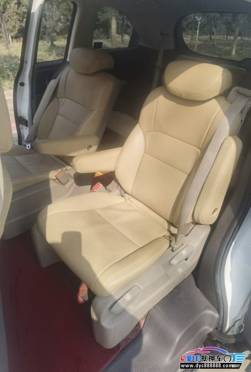 15年本田奥德赛MPV抵押车出售