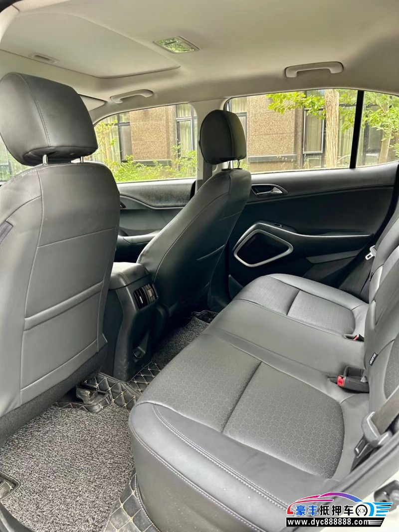 18年现代ix35轿车抵押车出售