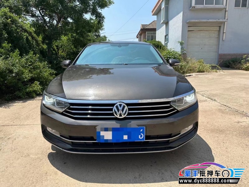 17年大众迈腾轿车抵押车出售